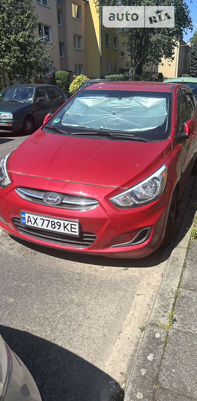 2016 hyundai accent