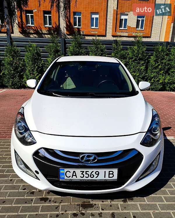 2013 hyundai i30