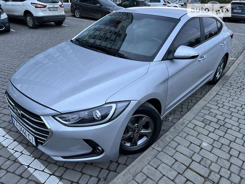 2016 hyundai avante