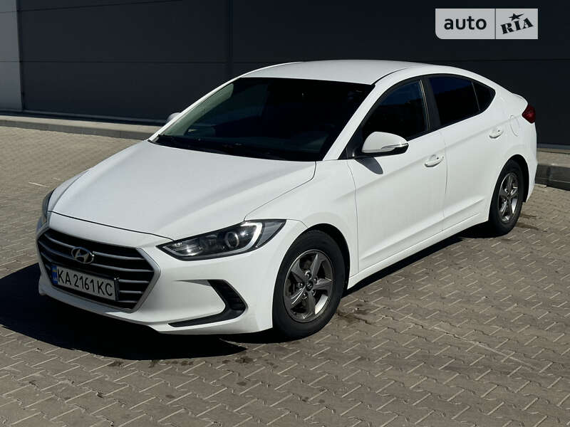 2016 hyundai avante