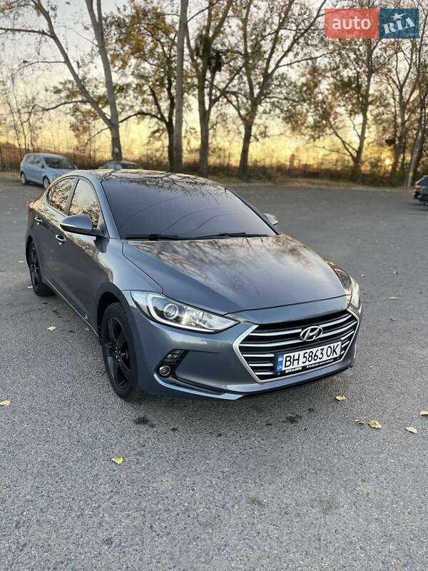 2016 hyundai avante