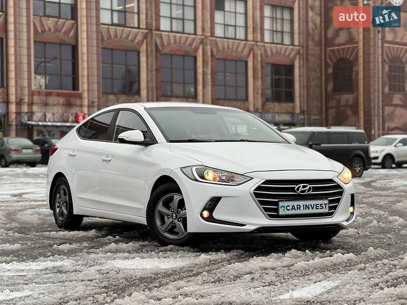 2018 hyundai avante