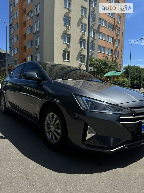 2018 hyundai avante