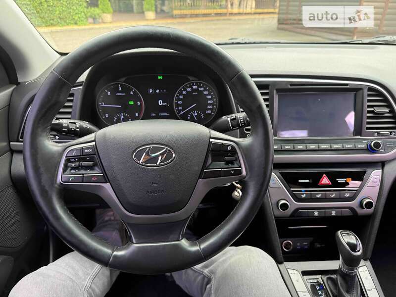 2016 hyundai avante