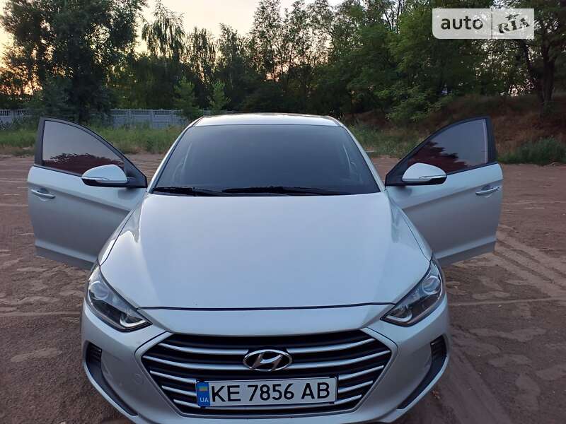 2018 hyundai avante