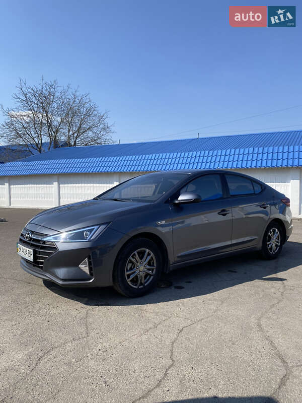 2019 hyundai elantra
