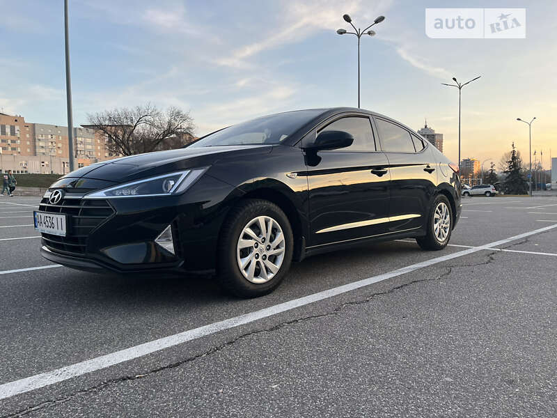 2019 hyundai elantra