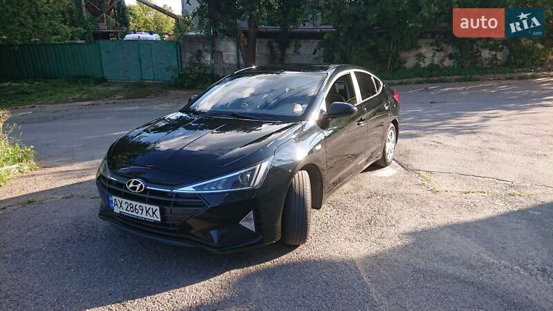 2019 hyundai elantra