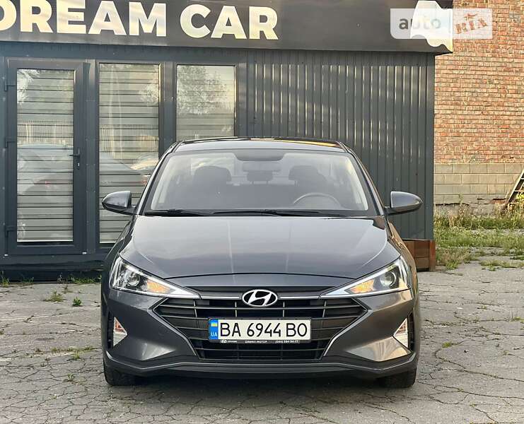 2019 hyundai elantra