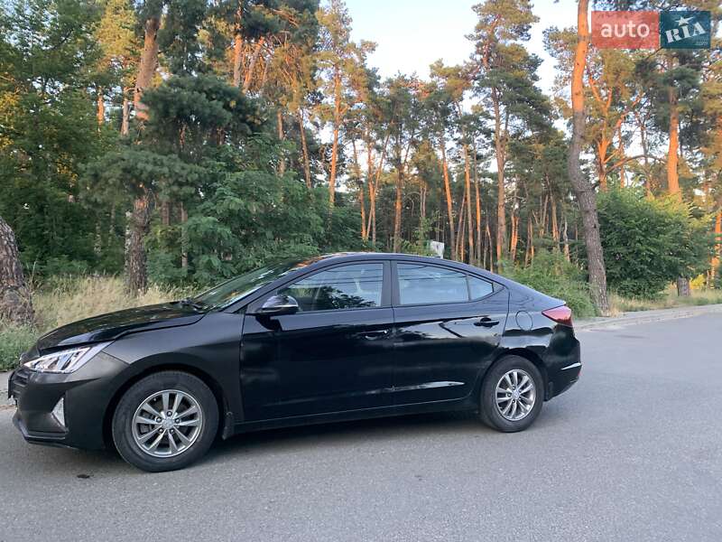 2019 hyundai elantra
