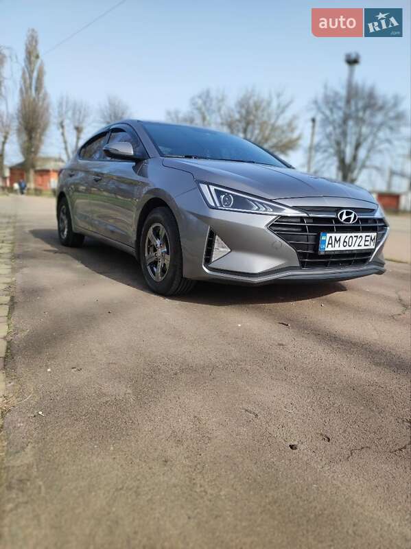 2020 hyundai elantra