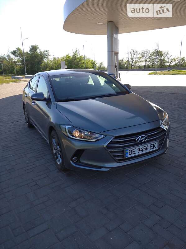 2016 hyundai elantra