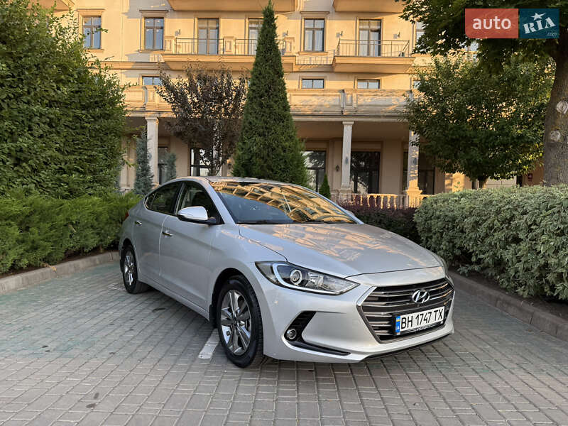 2016 hyundai elantra