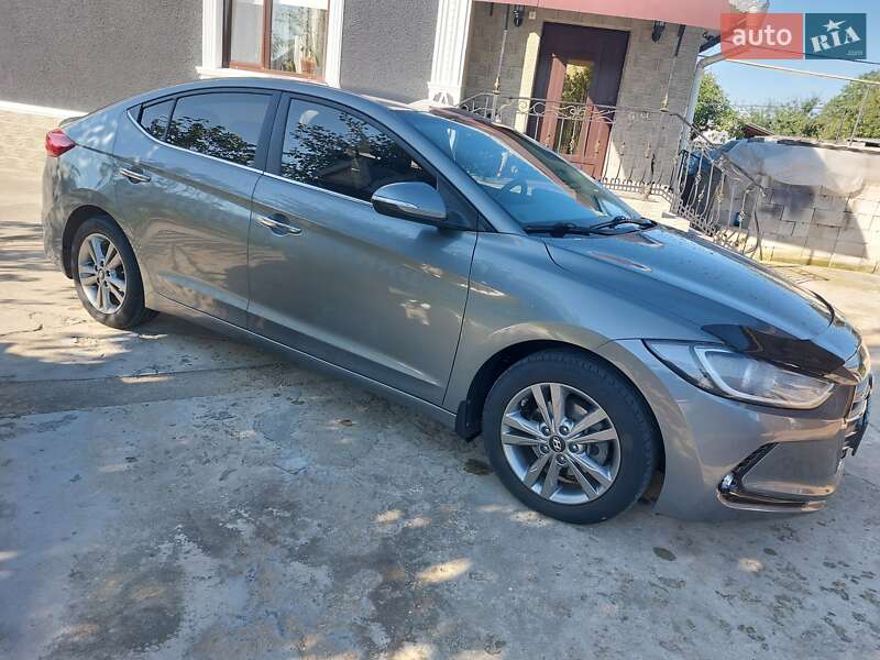 2016 hyundai elantra