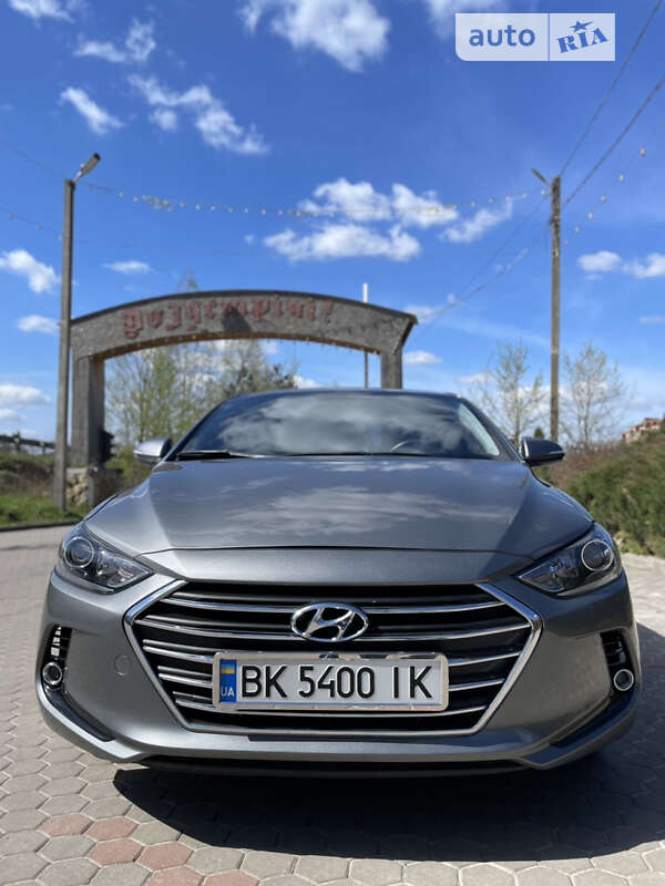 2016 hyundai elantra