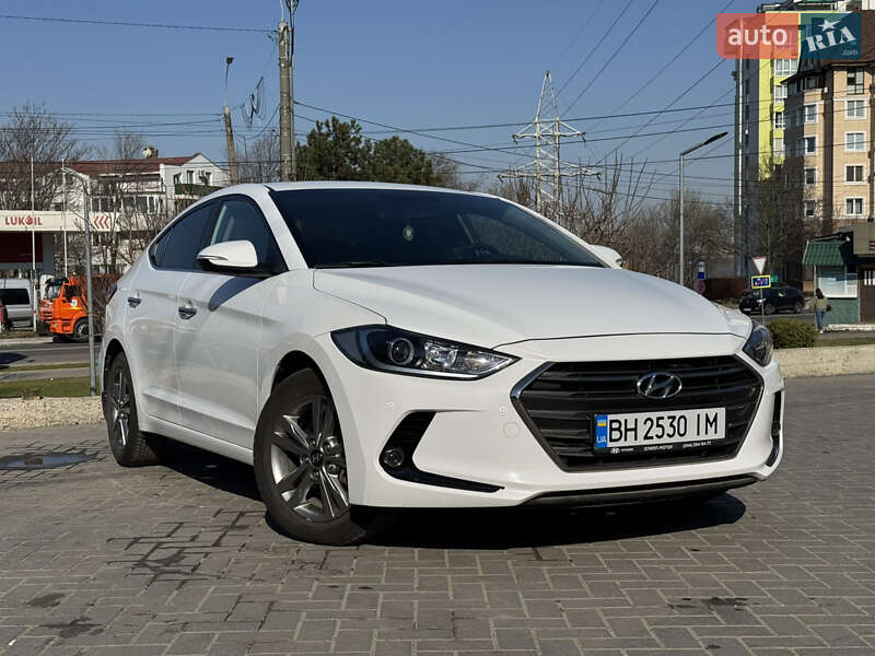 2018 hyundai elantra