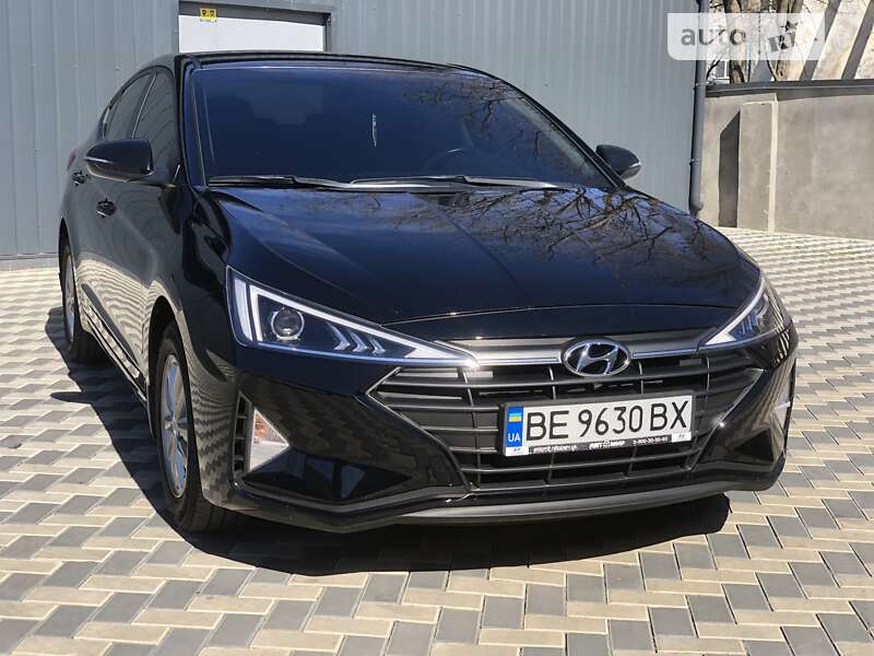 2019 hyundai elantra