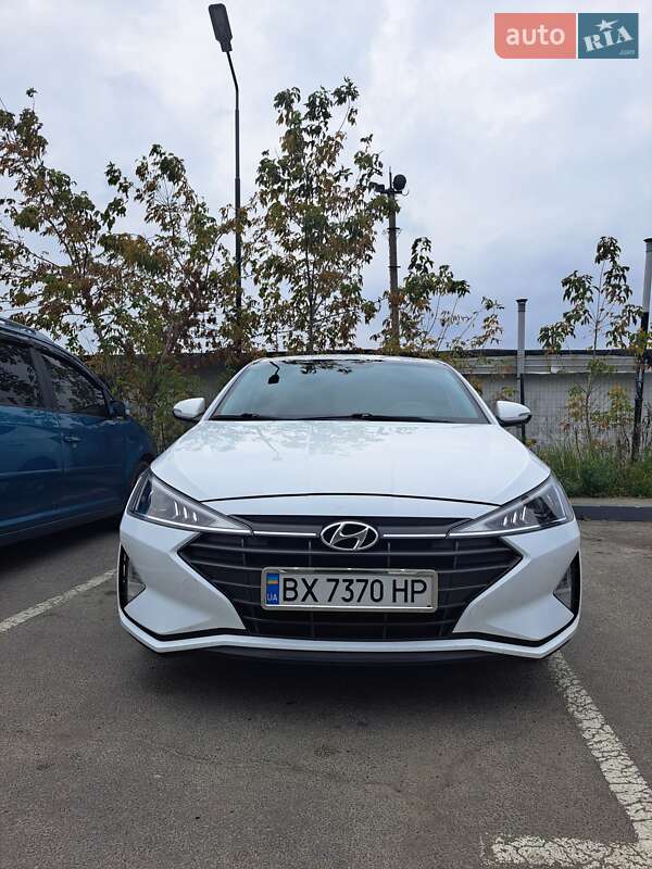 2019 hyundai elantra