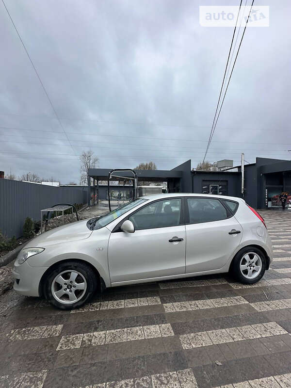 2008 hyundai i30