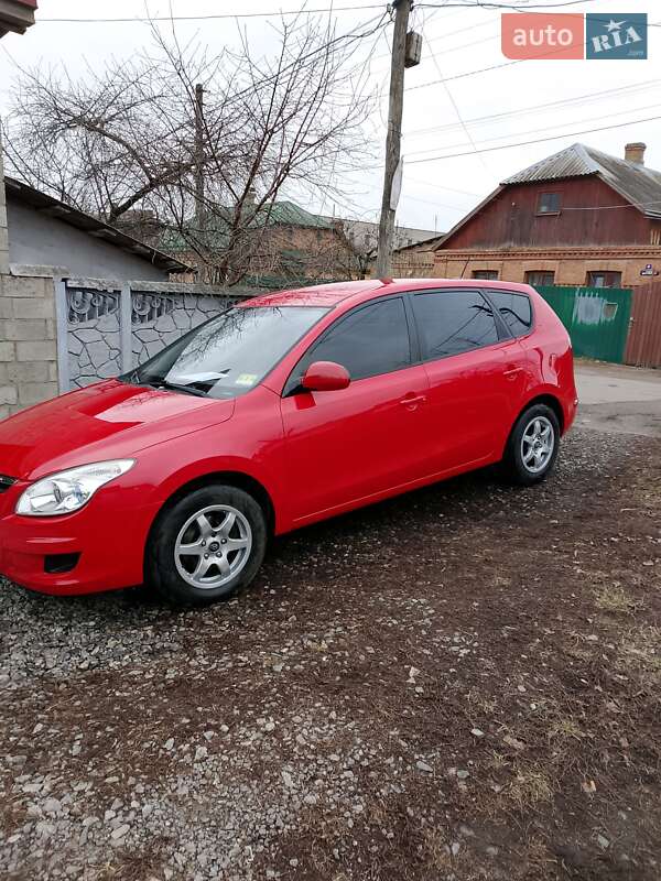 2011 hyundai elantra