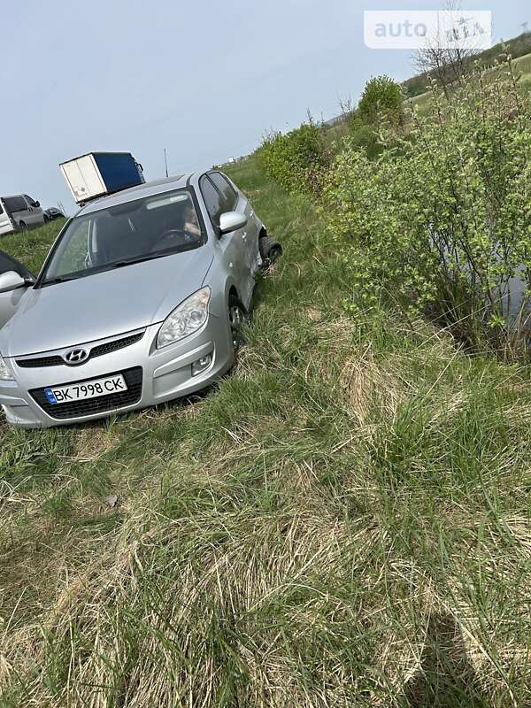 2008 hyundai i30