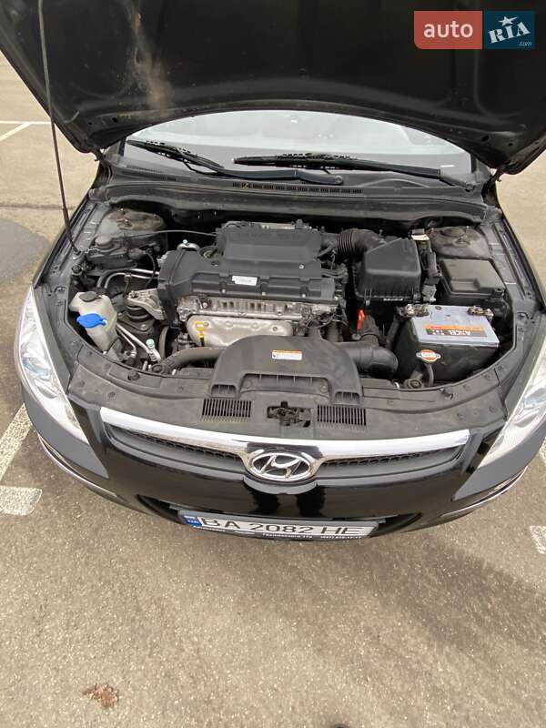 2012 hyundai elantra