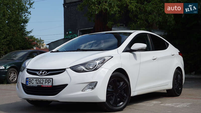 2011 hyundai elantra