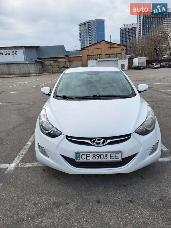 2011 hyundai elantra