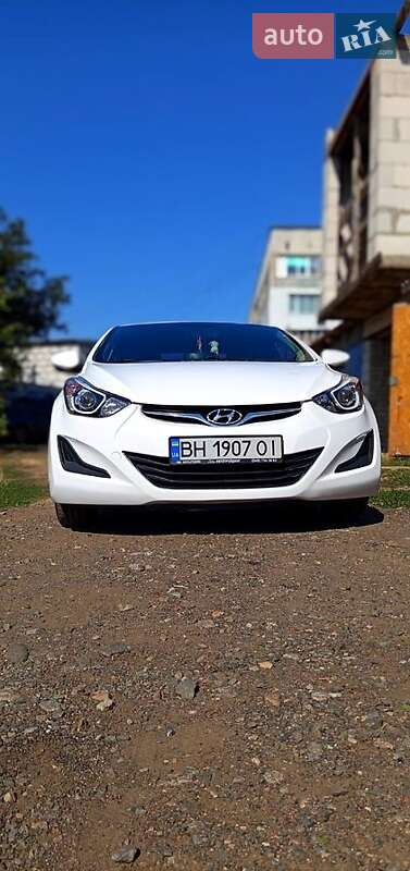 2014 hyundai avante