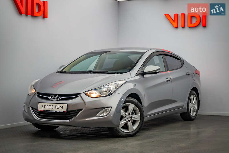 2011 hyundai elantra