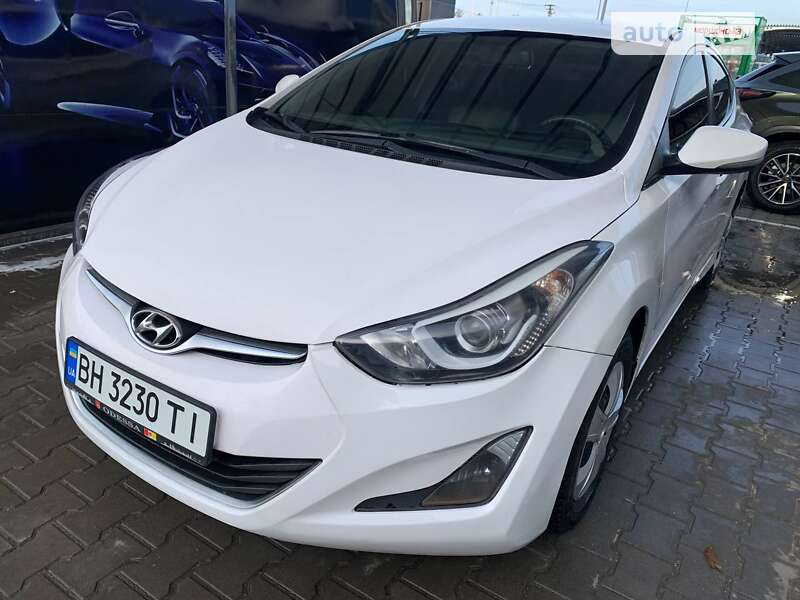 2014 hyundai avante