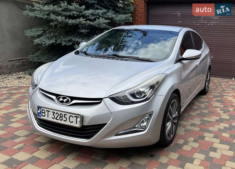 2014 hyundai avante