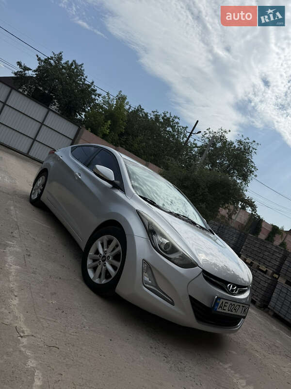 2015 hyundai avante