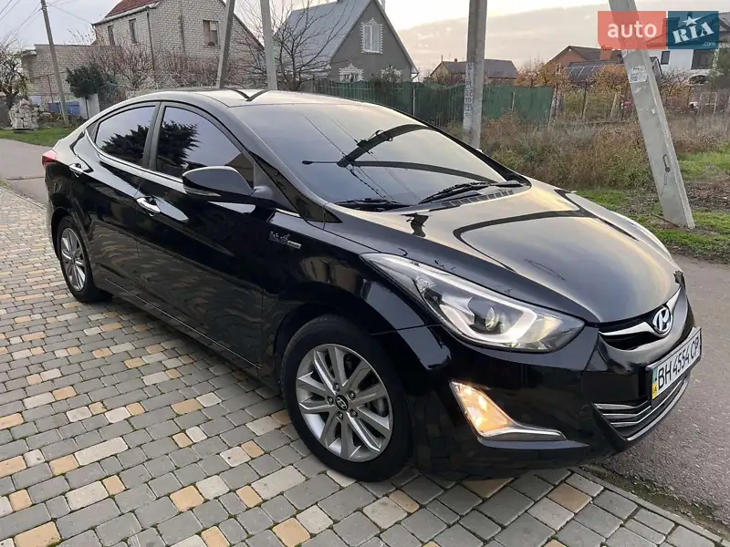 2013 hyundai avante