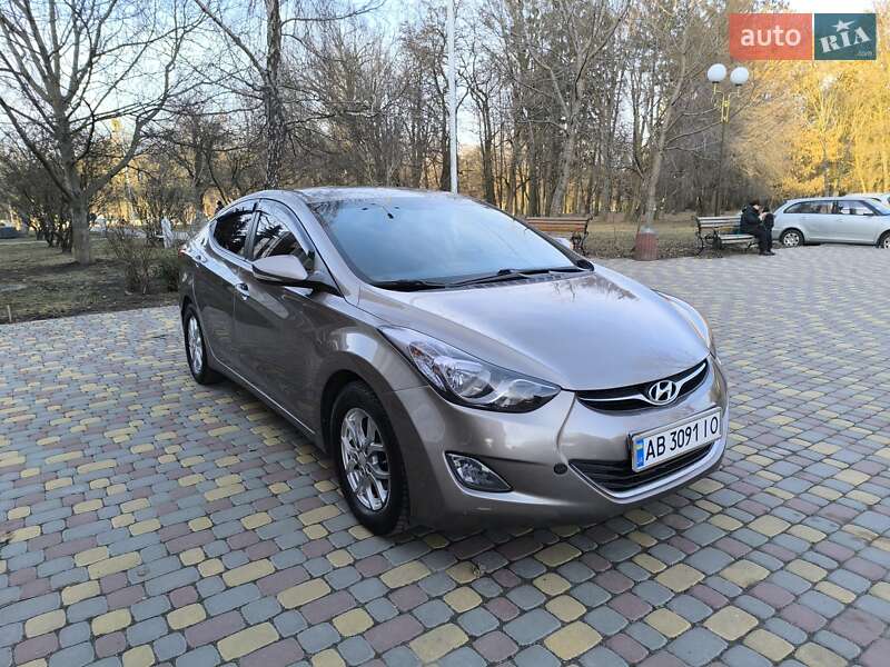 2011 hyundai elantra