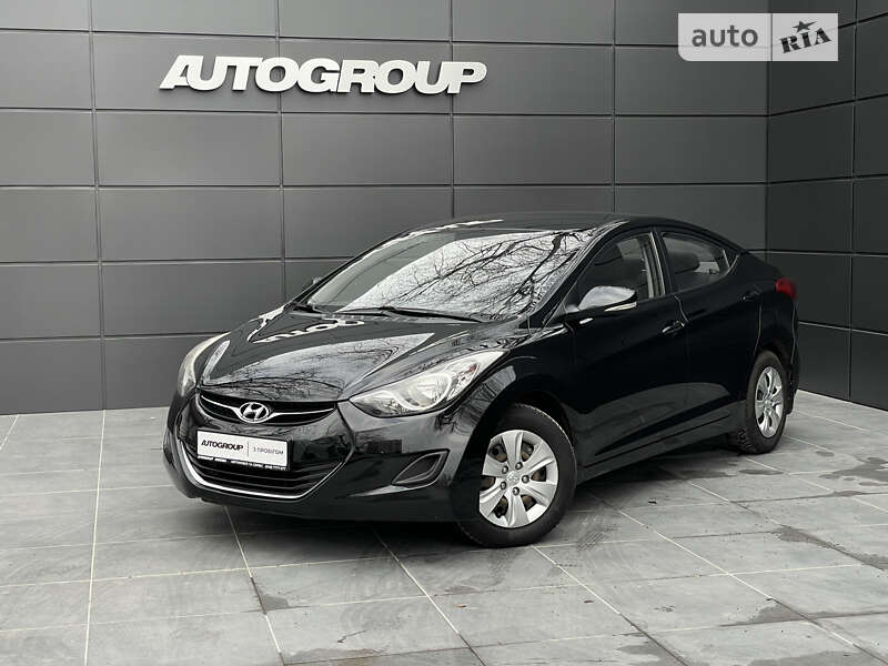 2011 hyundai elantra