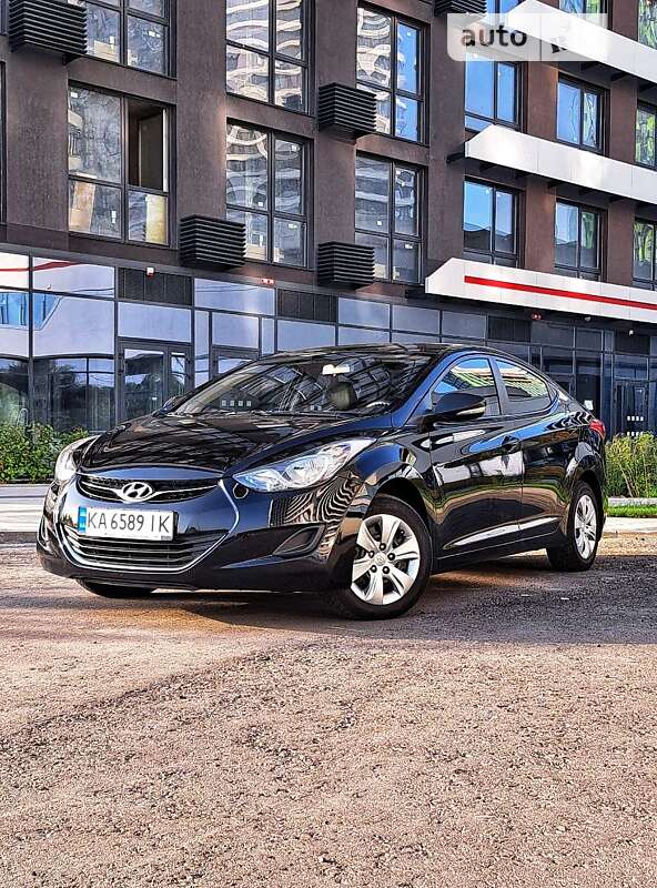 2012 hyundai elantra