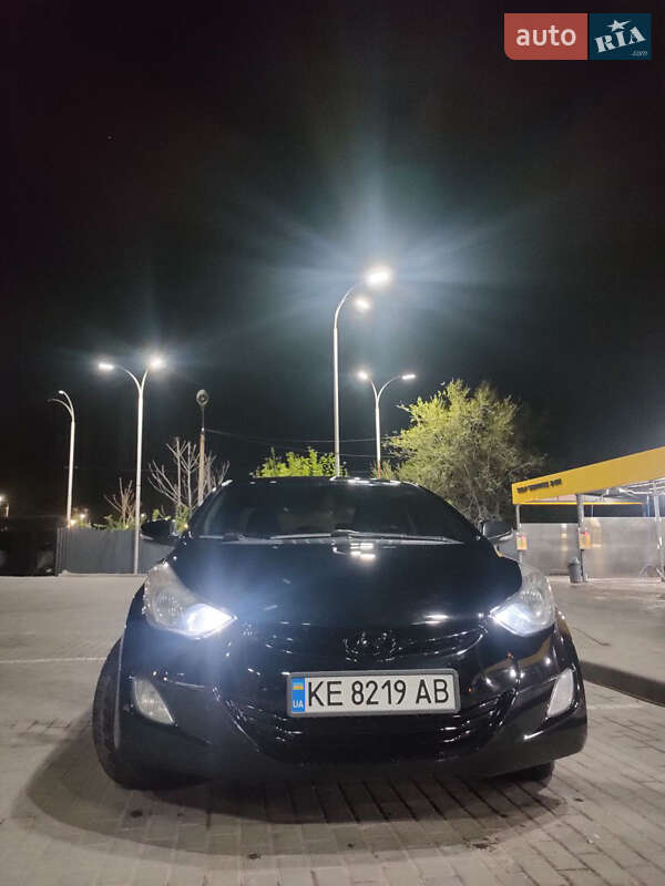 2013 hyundai elantra