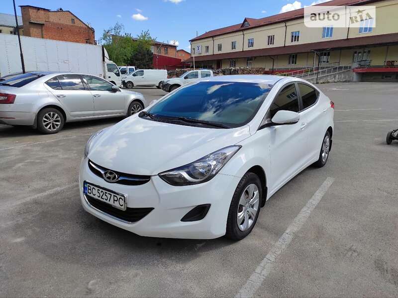 2013 hyundai elantra