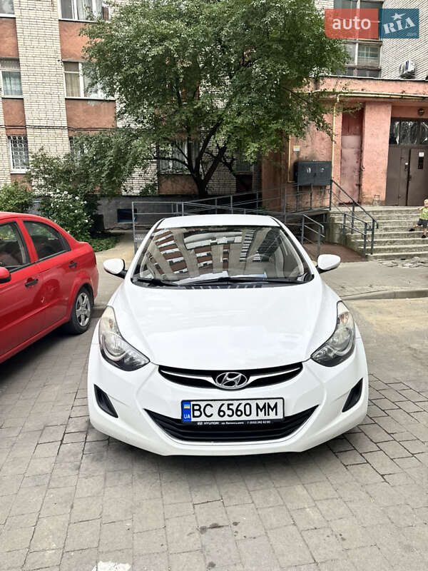 2013 hyundai elantra