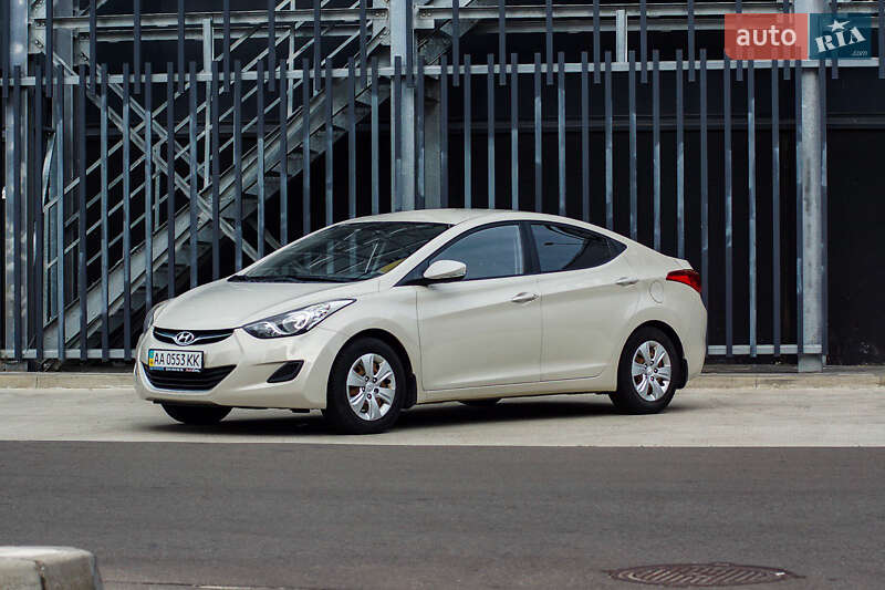 2013 hyundai elantra