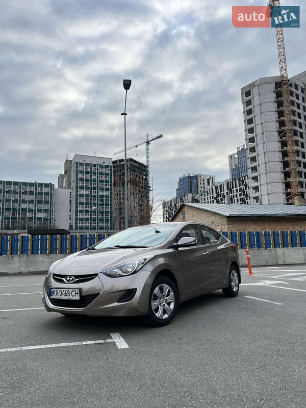 2013 hyundai elantra