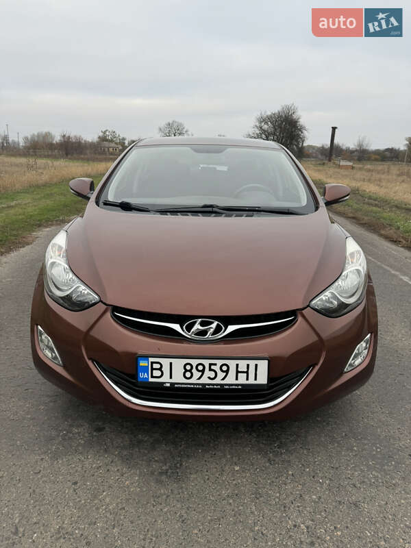 2013 hyundai elantra