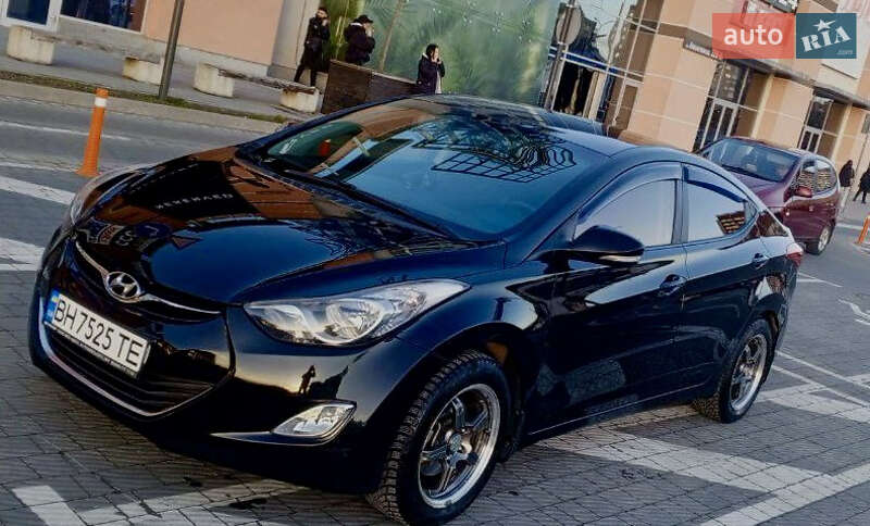 2013 hyundai elantra