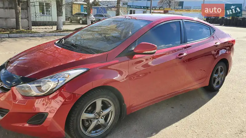 2013 hyundai elantra