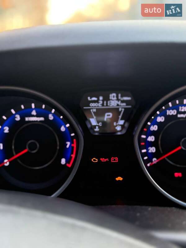 2011 hyundai elantra
