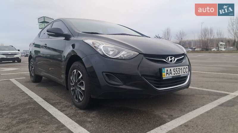 2013 hyundai elantra
