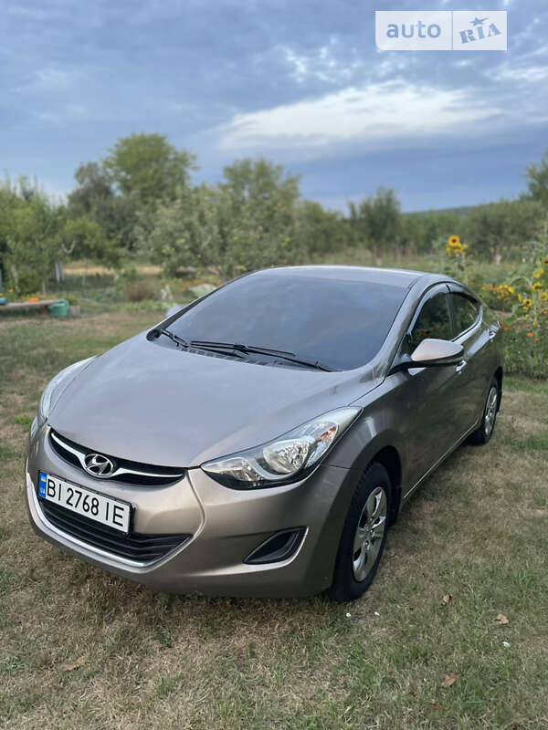 2013 hyundai elantra