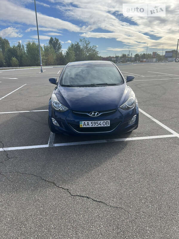 2013 hyundai elantra