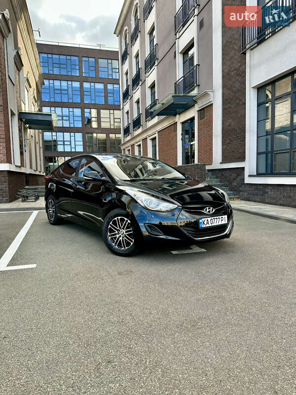 2013 hyundai elantra